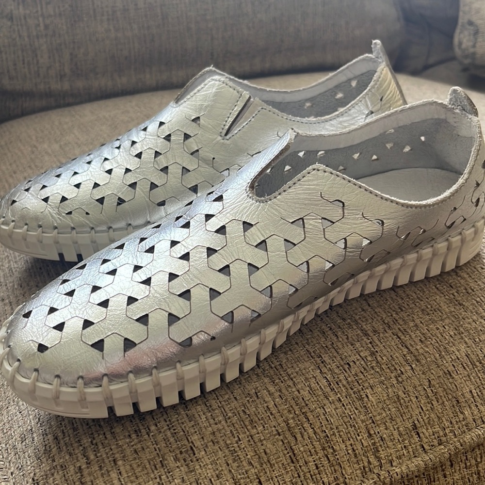 Eric Michael slip on sneakers